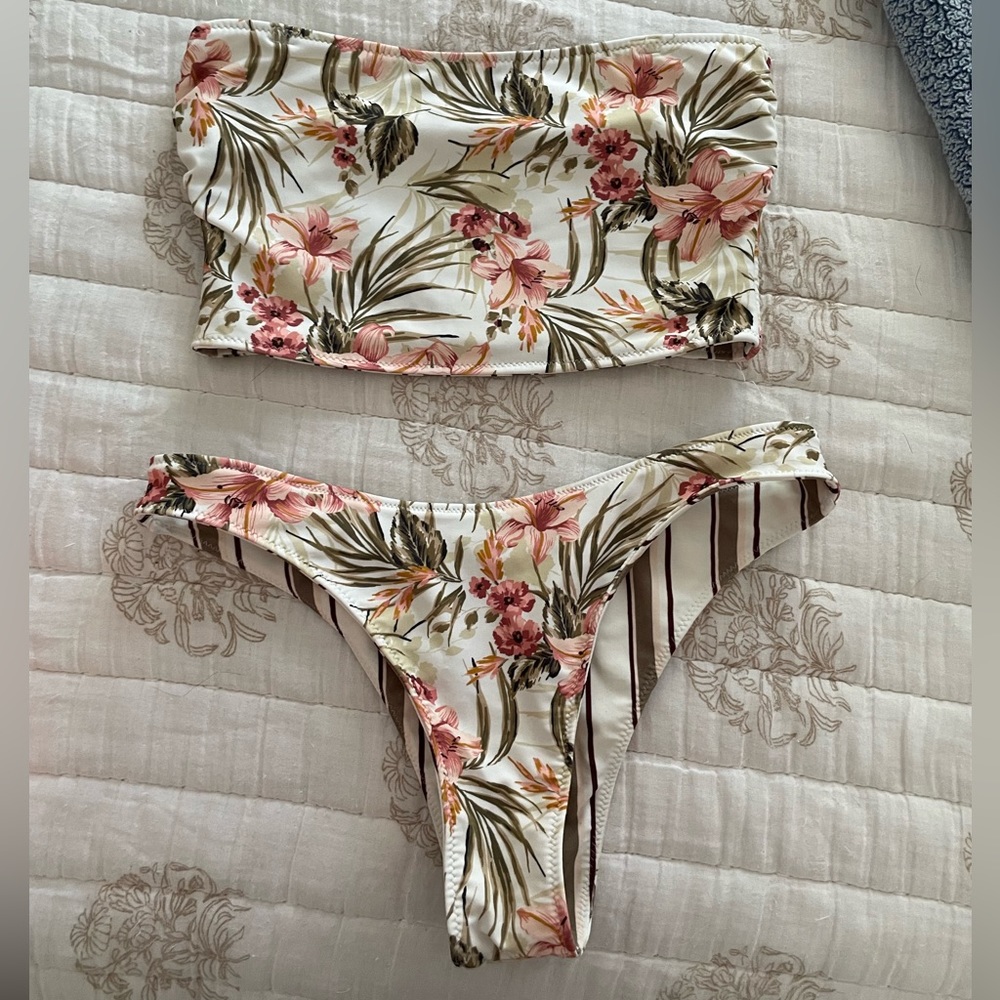 Reversible Bikini Set - Picture 2 of 2